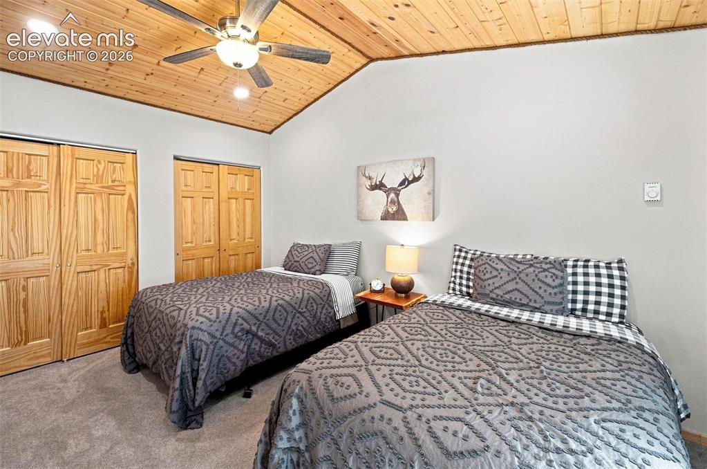 Image 15 of 45: Bedroom