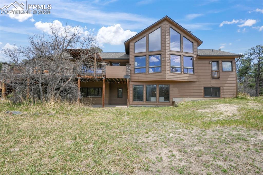 Image 48 of 50: Carpeted room featuring a ceiling fan with integrated lighting, recessed li