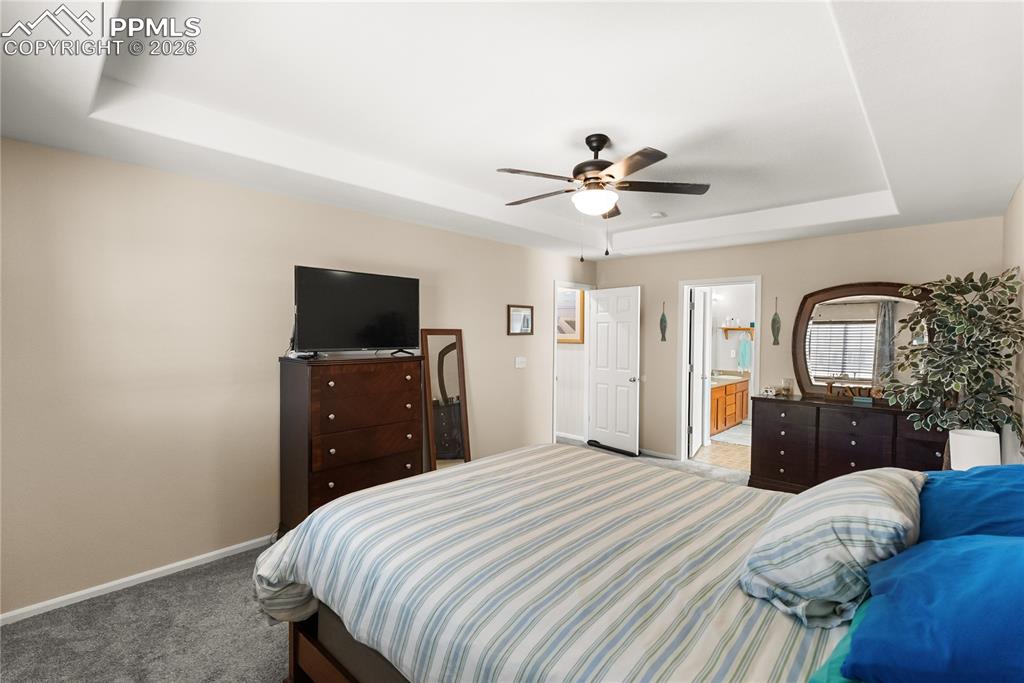 Image 21 of 29: Bedroom