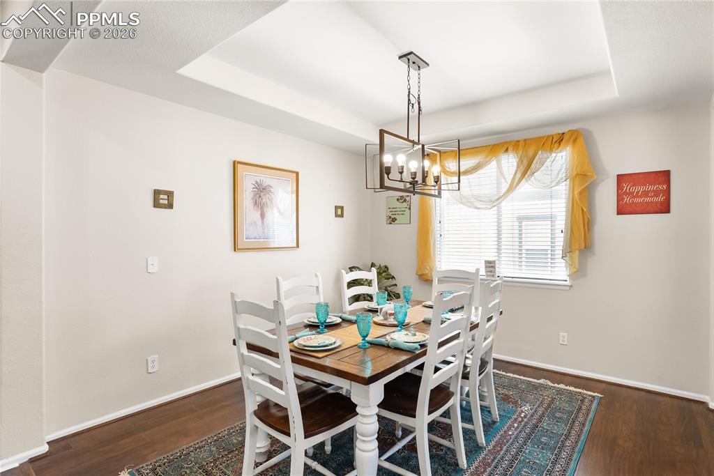 Image 5 of 29: Dining Area