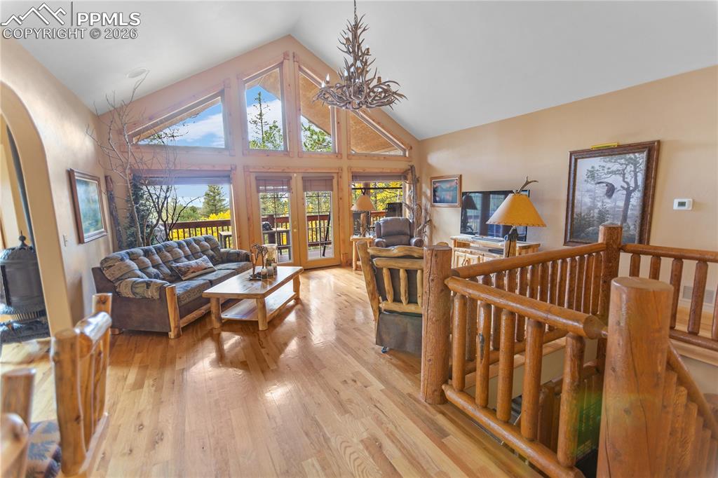 Image 4 of 40: Living Room