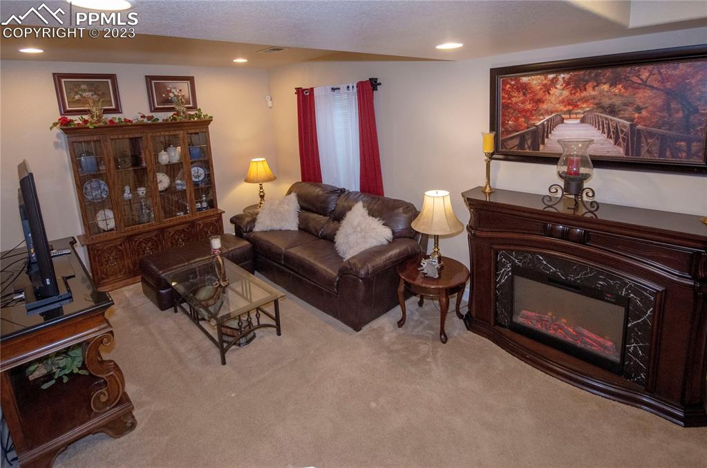 Listing 2542467, Image 26 of 47