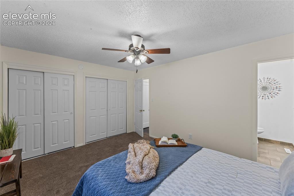 Image 12 of 30: Bedroom