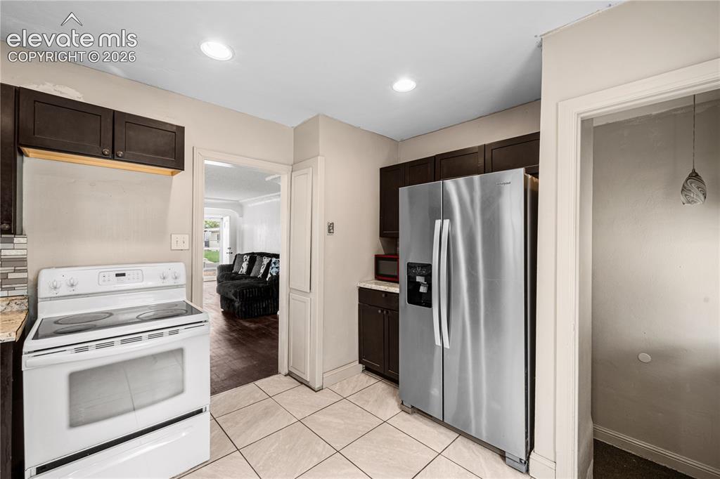 Image 5 of 29: Kitchen