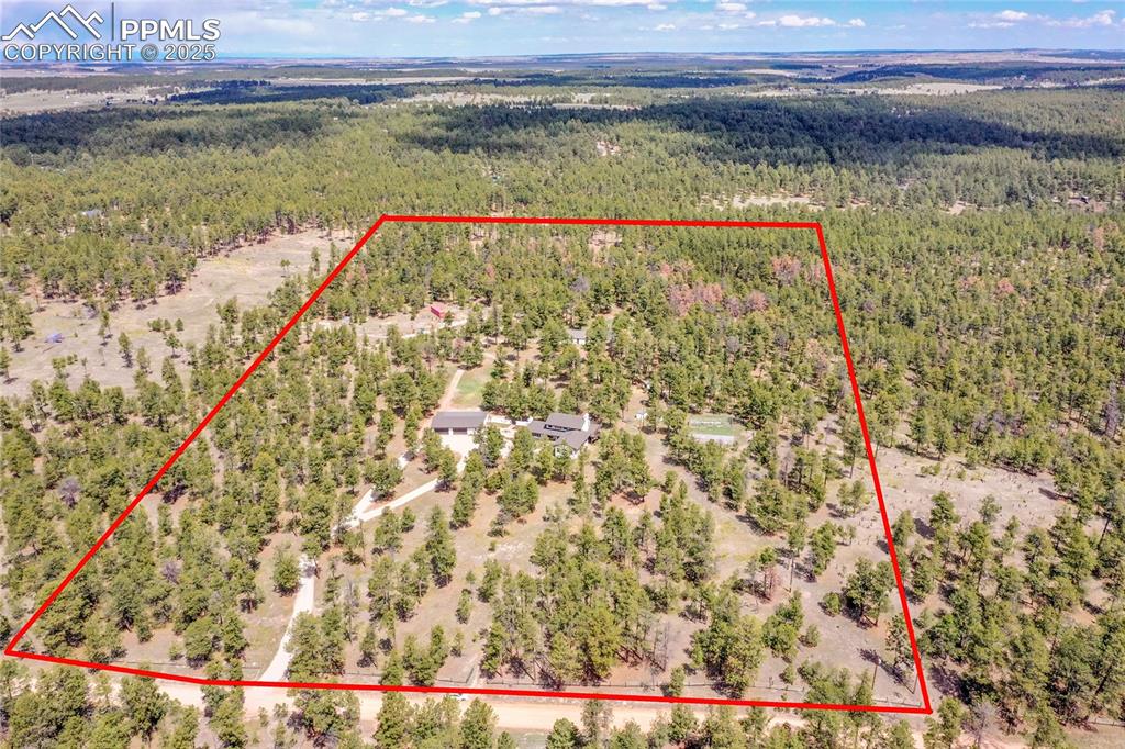 Image 49 of 50: "Property Lines are approximate and not a survey"