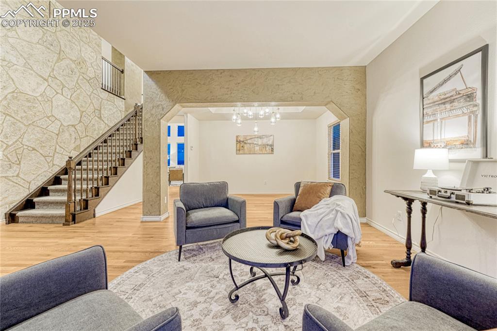 Image 11 of 28: Living Room