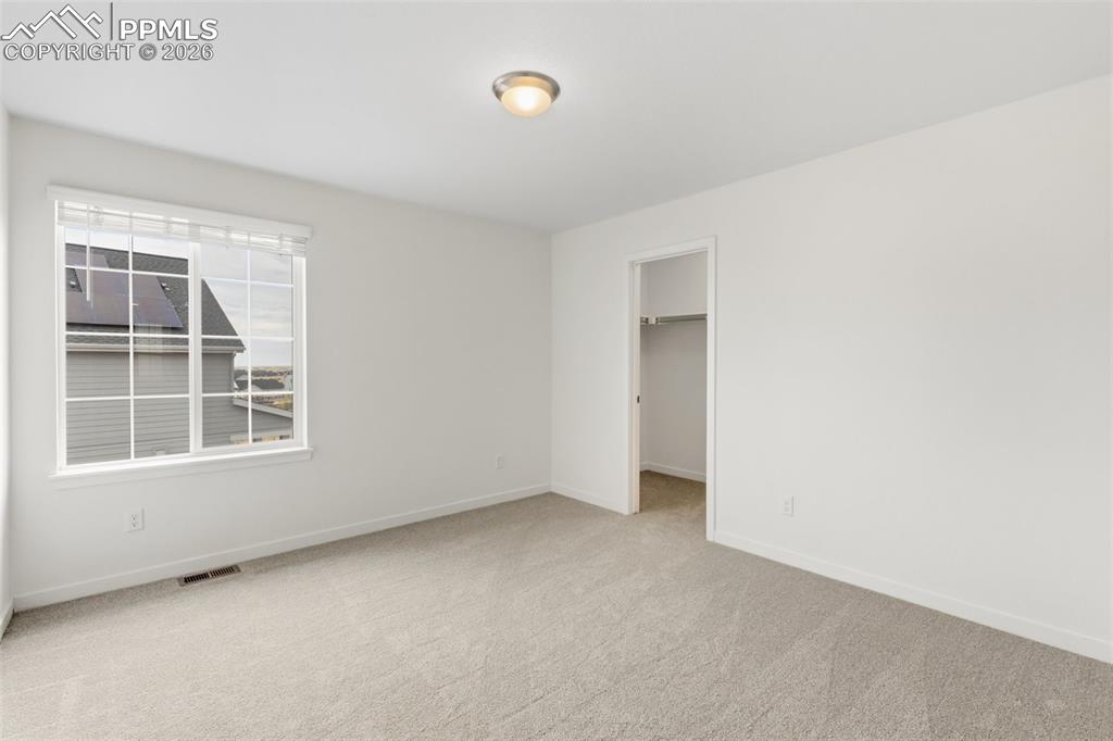 Image 37 of 43: Bedroom