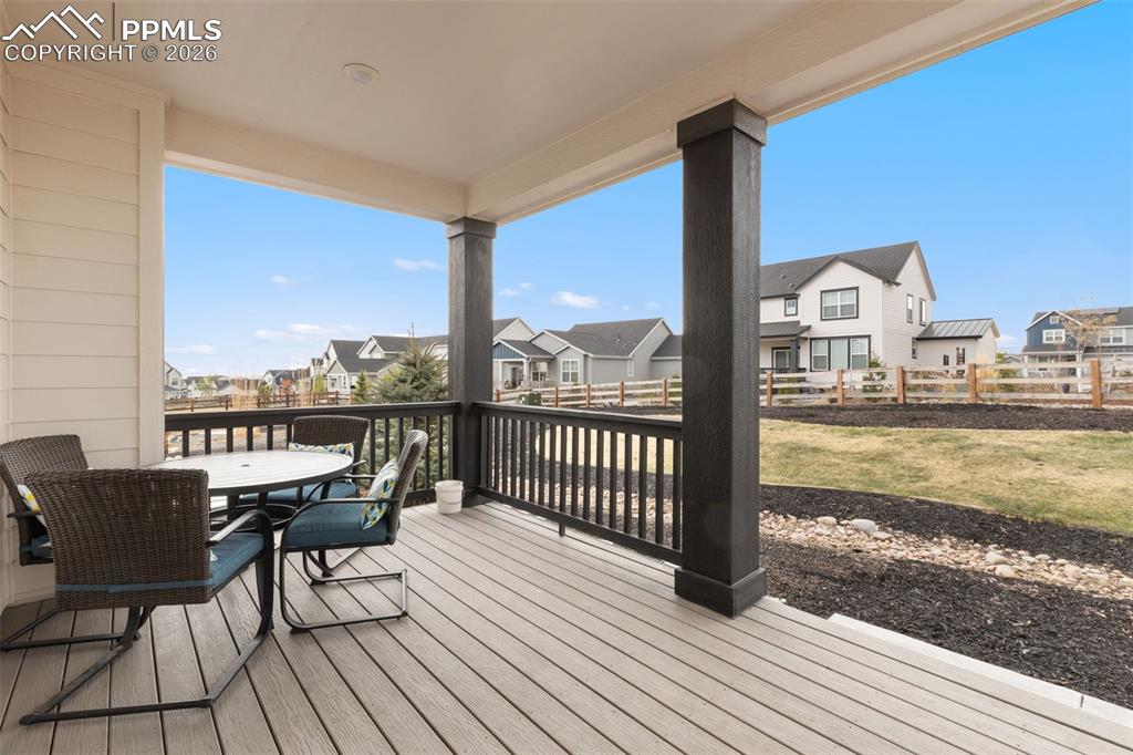 Image 40 of 43: Deck