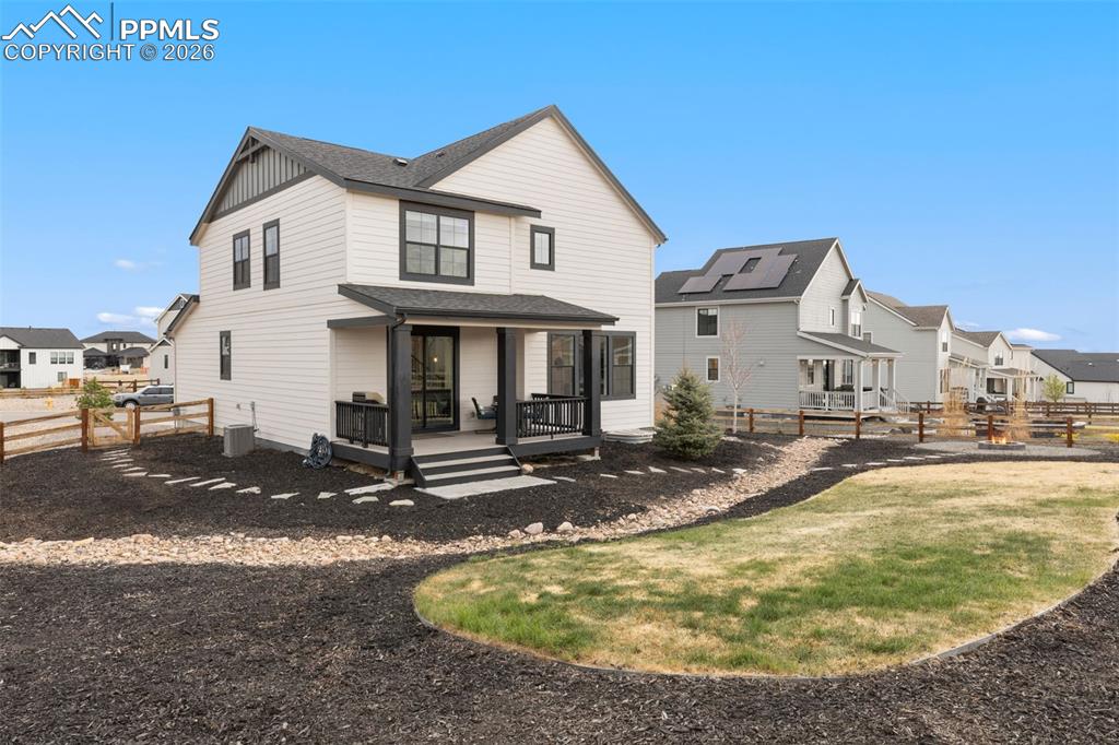 Image 41 of 43: Back of Structure