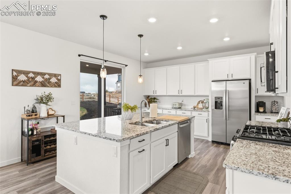 Image 8 of 43: Kitchen