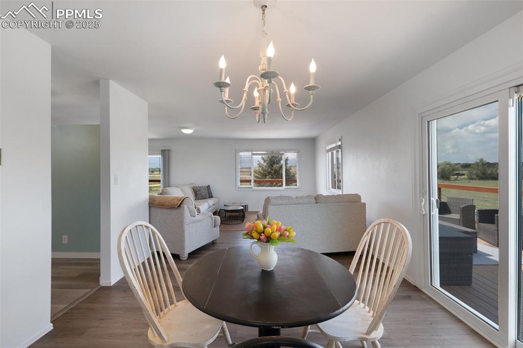 Image 12 of 49: Dining Area