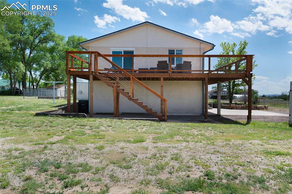 Image 41 of 49: Side of Structure