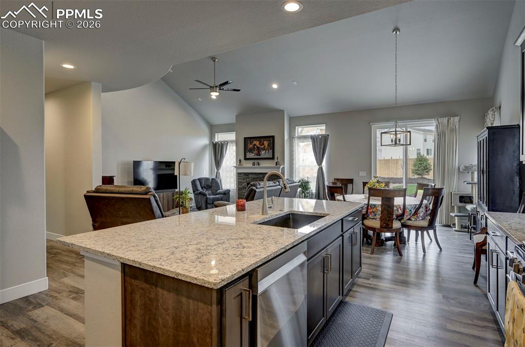 Image 11 of 48: Kitchen