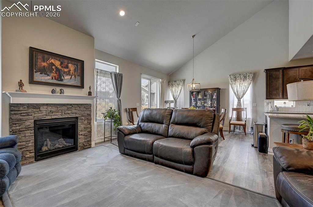 Image 17 of 48: Living Room