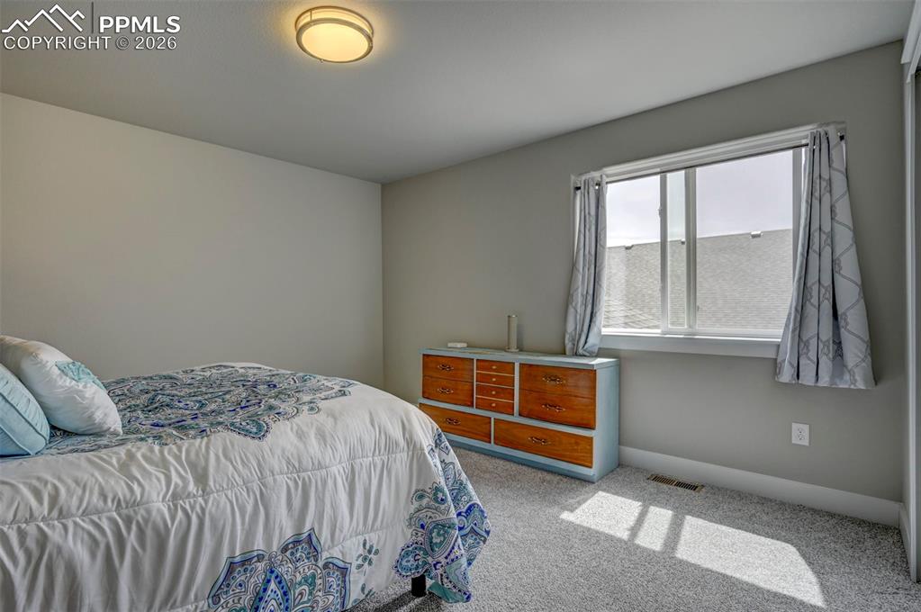 Image 31 of 48: Bedroom