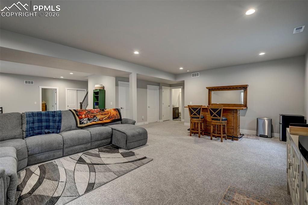 Image 35 of 48: Family Room