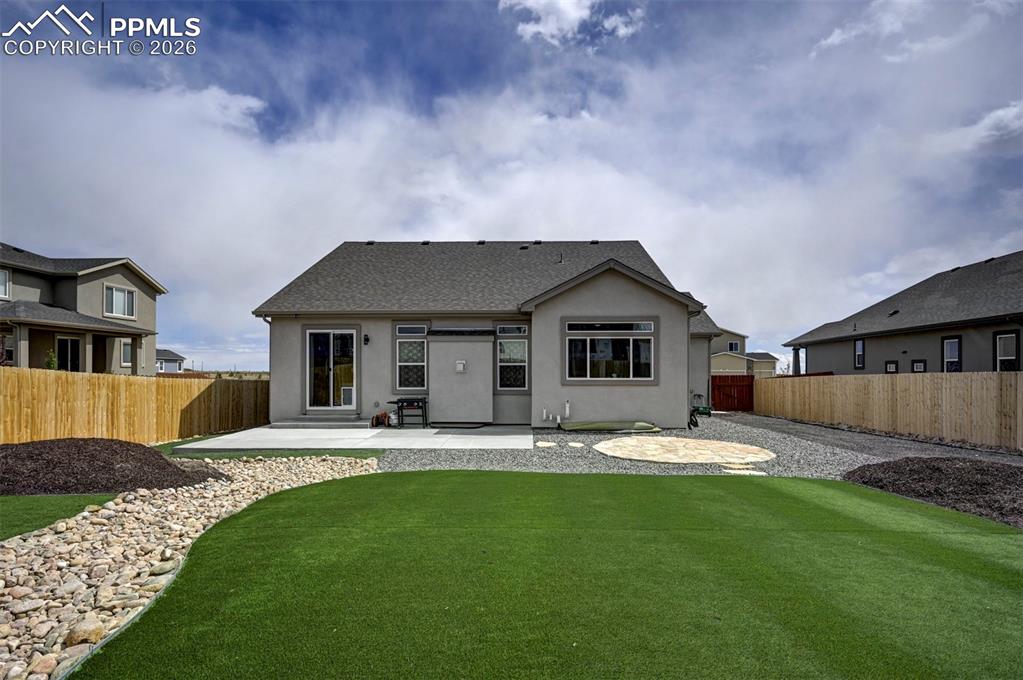 Image 42 of 48: Back of Structure