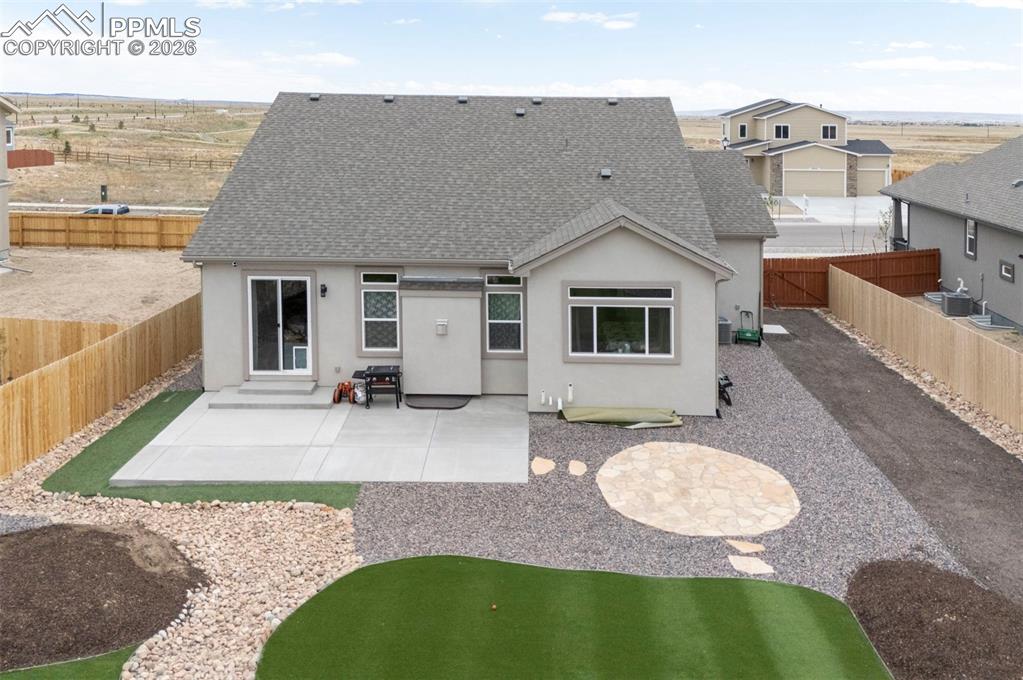 Image 45 of 48: Back of Structure