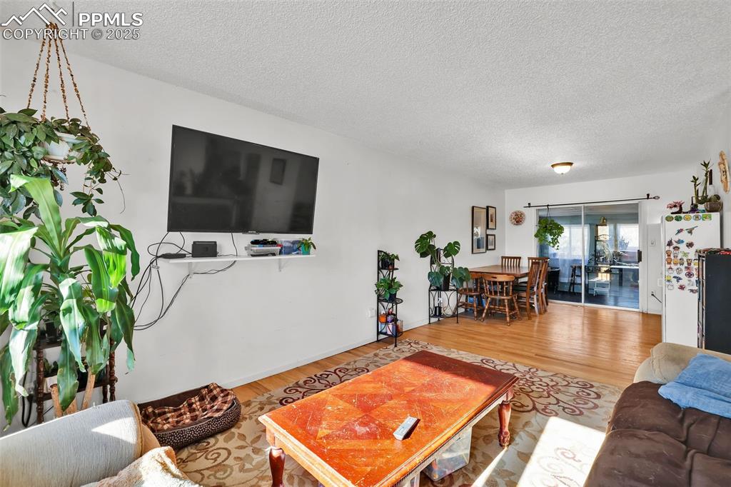 Image 3 of 15: Living Room