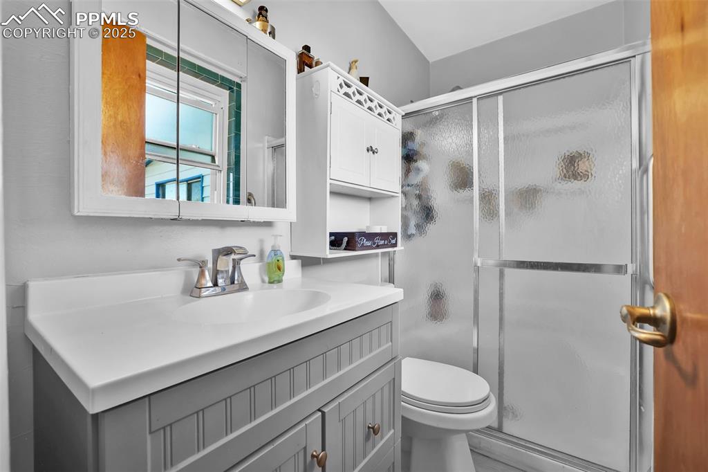 Image 8 of 15: Master Bathroom