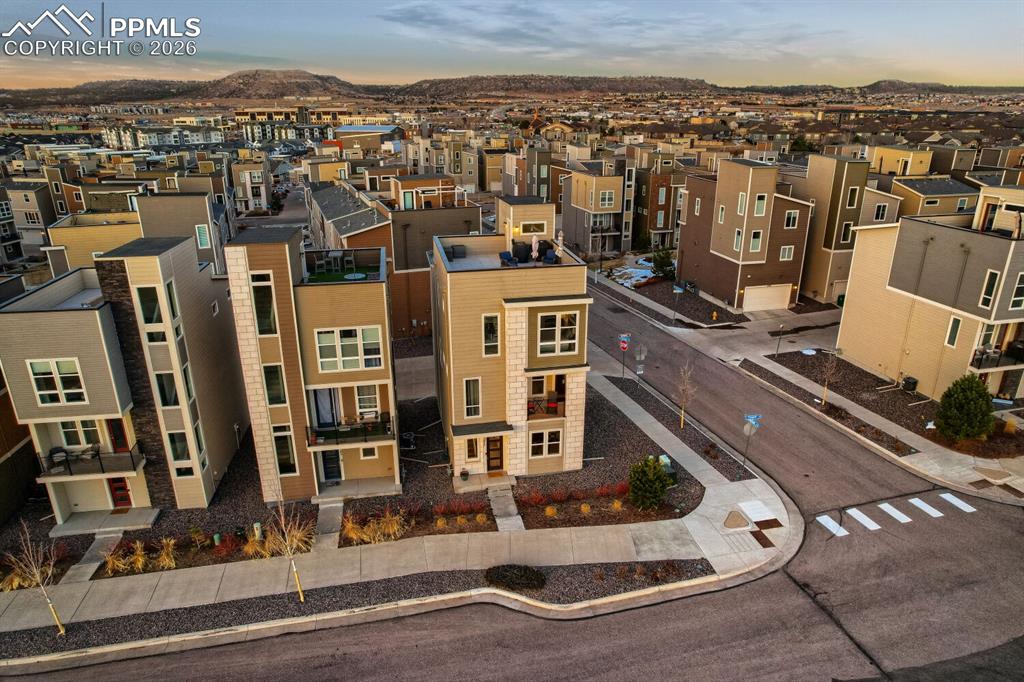 Image 30 of 45: Walkable and Wonderful