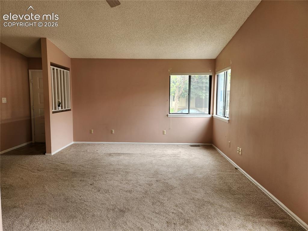 Image 11 of 25: Living Room