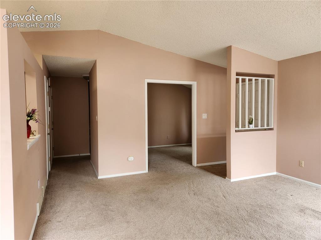 Image 12 of 25: Living Room