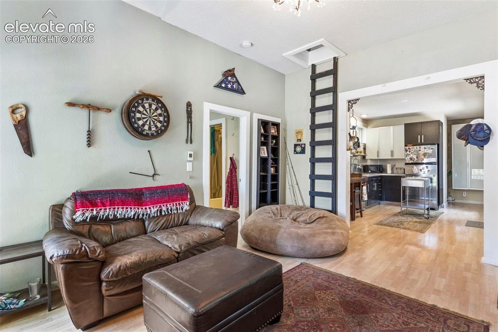 Image 12 of 25: Living Room