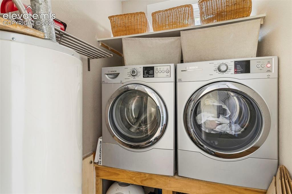 Image 19 of 25: Dedicated laundry room