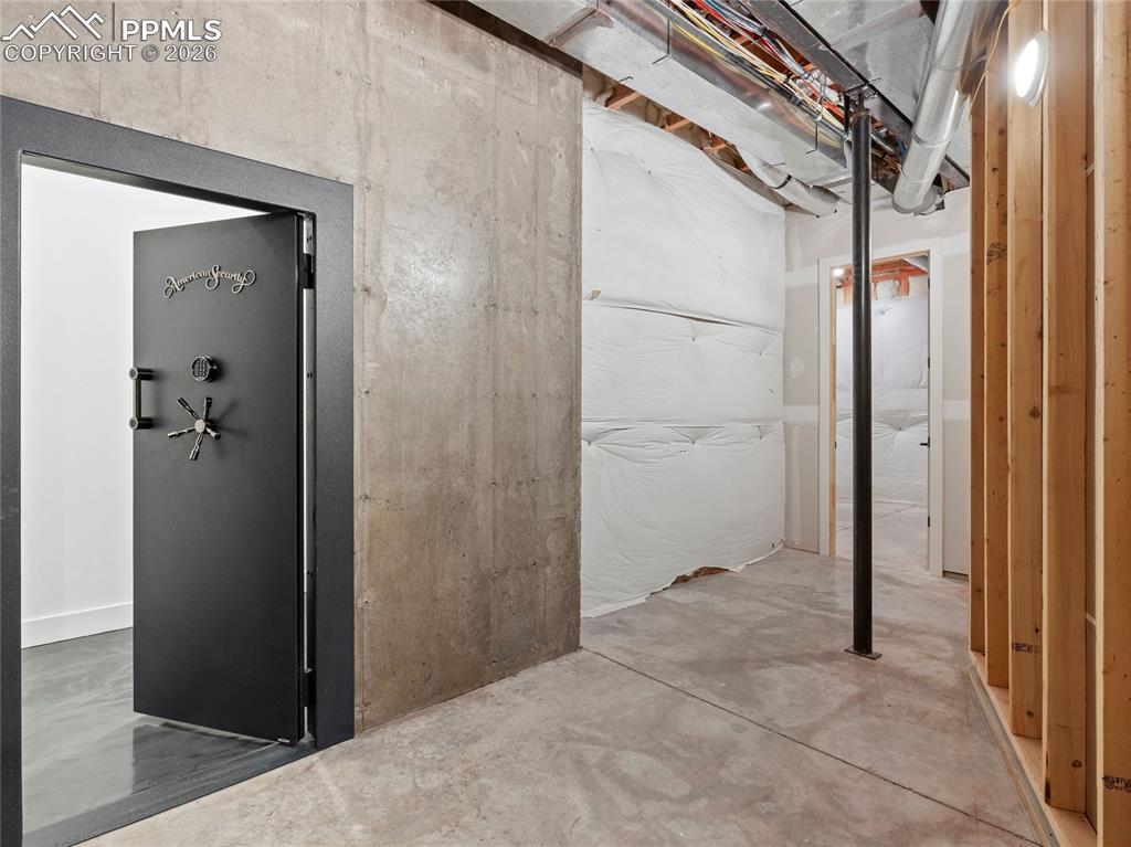 Image 38 of 50: Basement