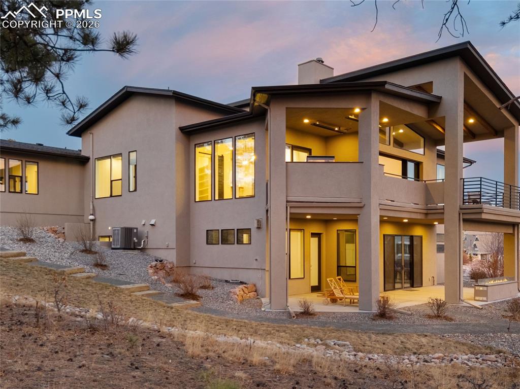 Image 42 of 50: Back of Structure