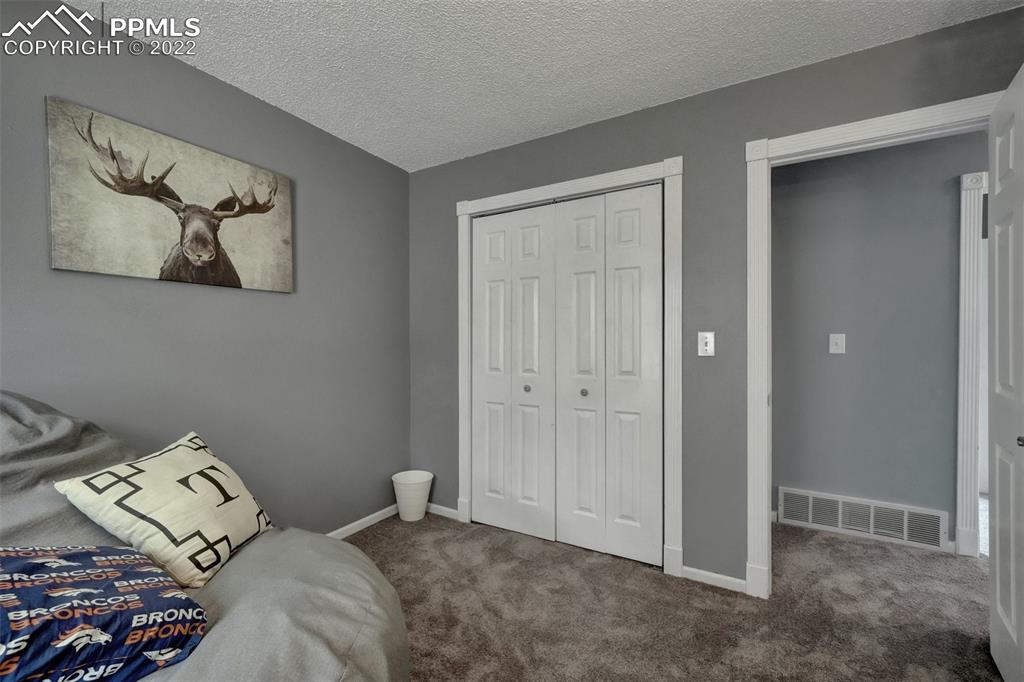 Listing 2559846, Image 21 of 35