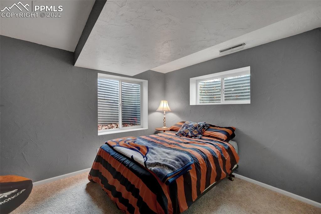 Listing 2559846, Image 22 of 35