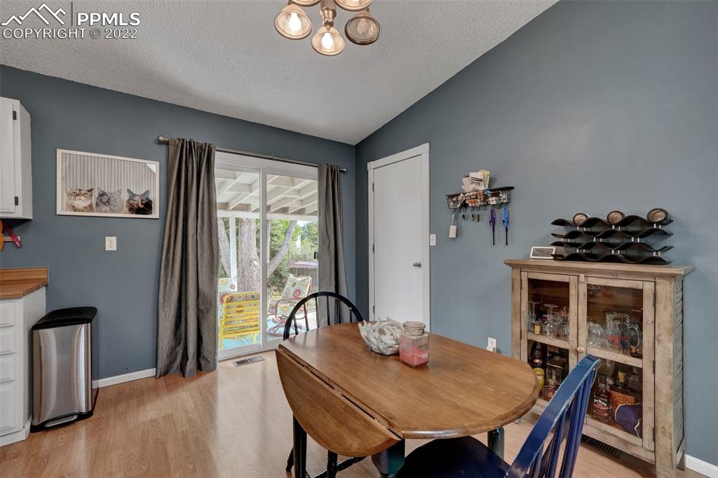 Listing 2559846, Image 6 of 35