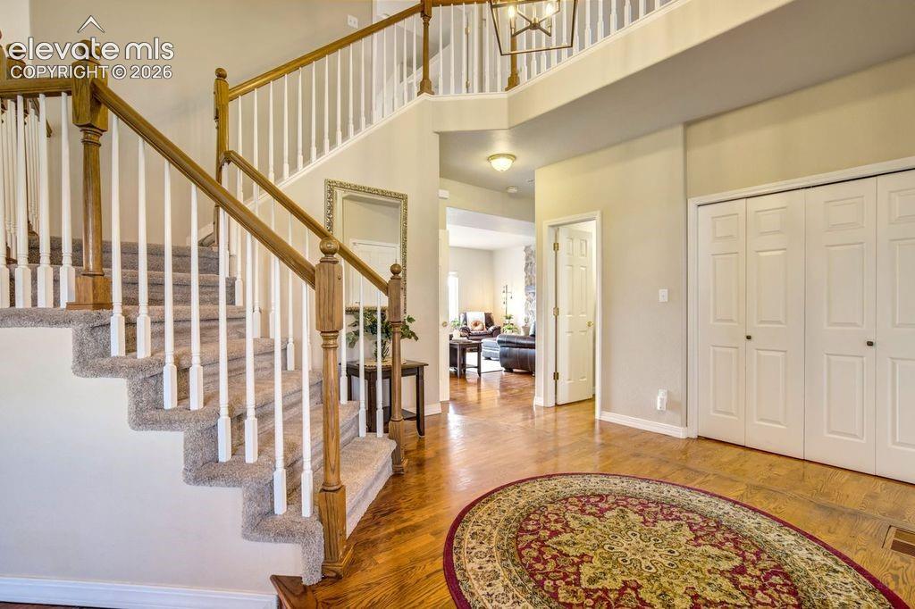 Image 6 of 46: Entry