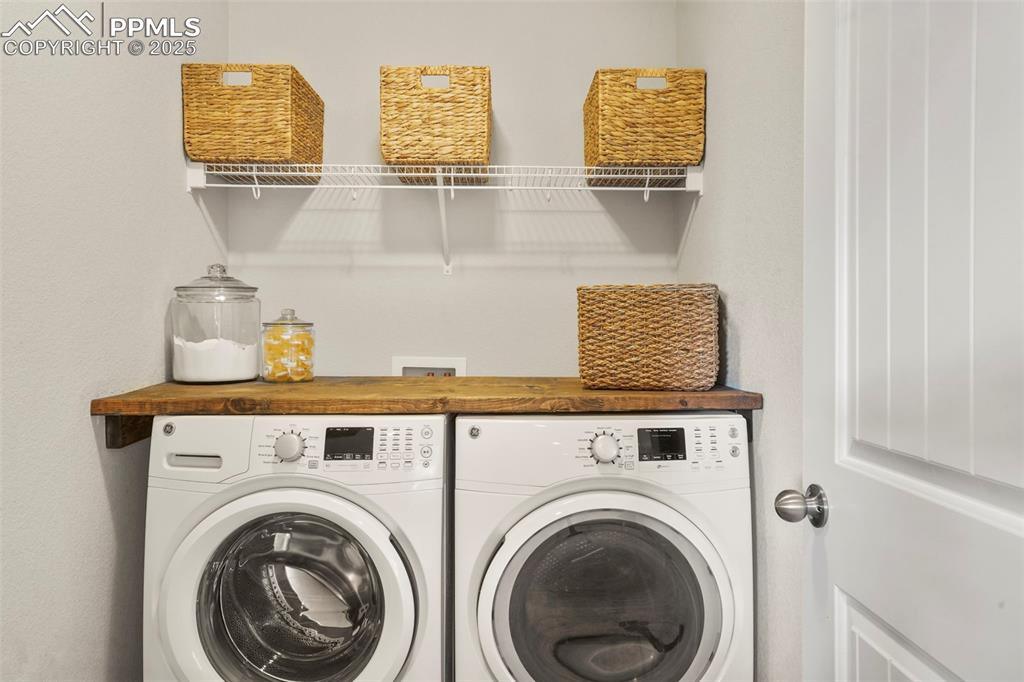 Image 17 of 36: Upper Level Laundry room 