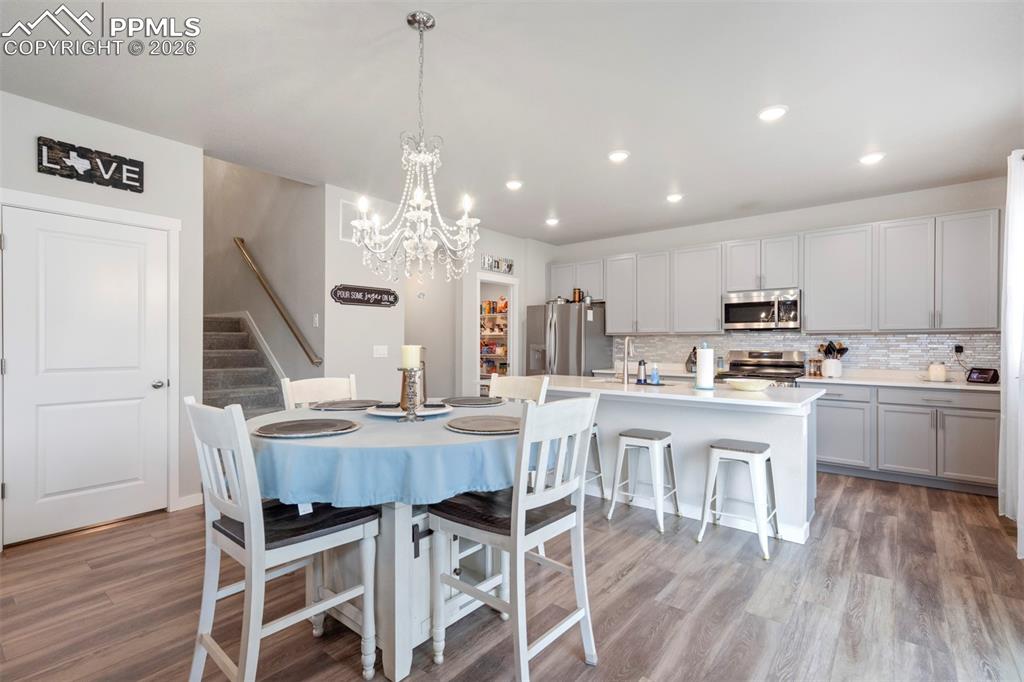 Image 11 of 45: Dining Area