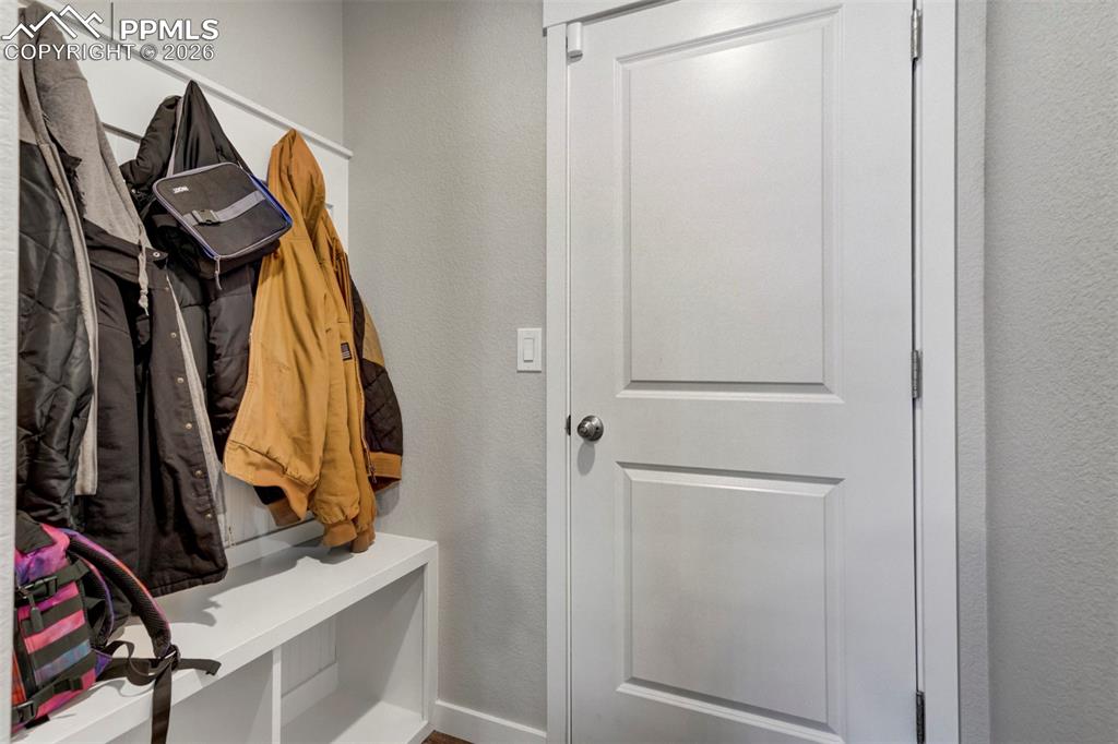 Image 16 of 45: Mud Room