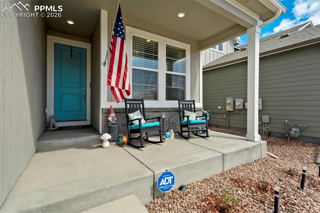 Image 3 of 45: Entry