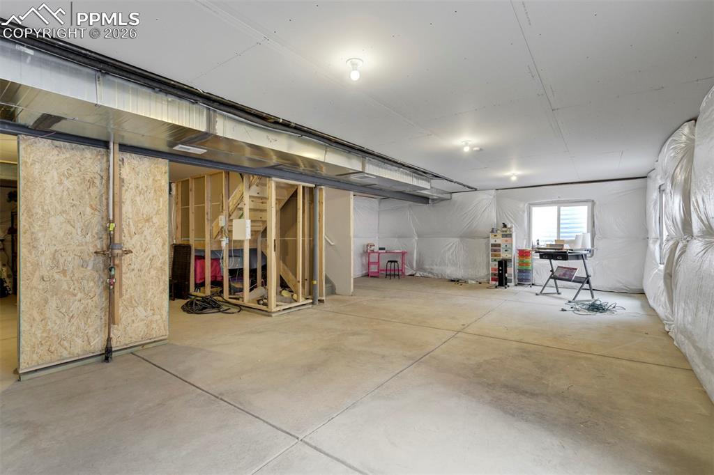 Image 35 of 45: MASSIVE 900 sq foot basement with rough ins to make this house over 3000