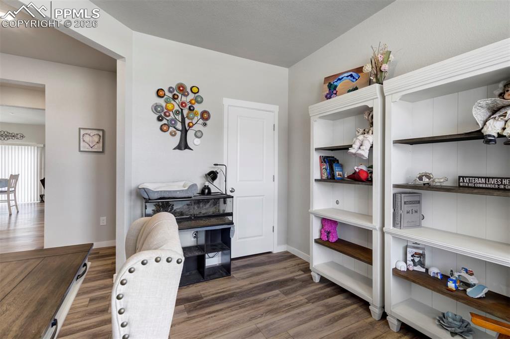 Image 7 of 45: Office