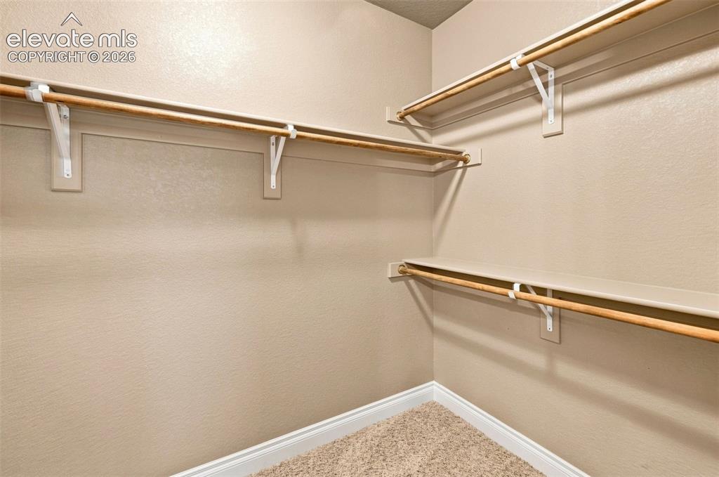 Image 27 of 47: Closet