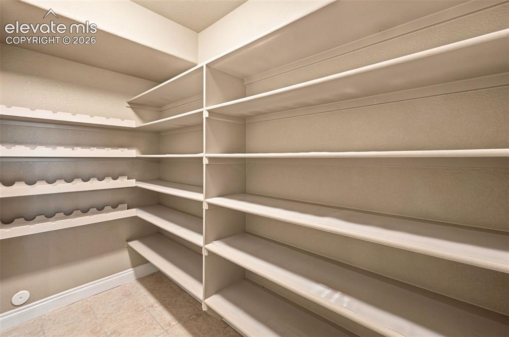 Image 34 of 47: Spacious just off the wet bar!
