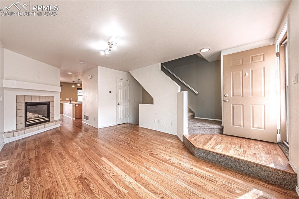 Image 7 of 41: Living Room