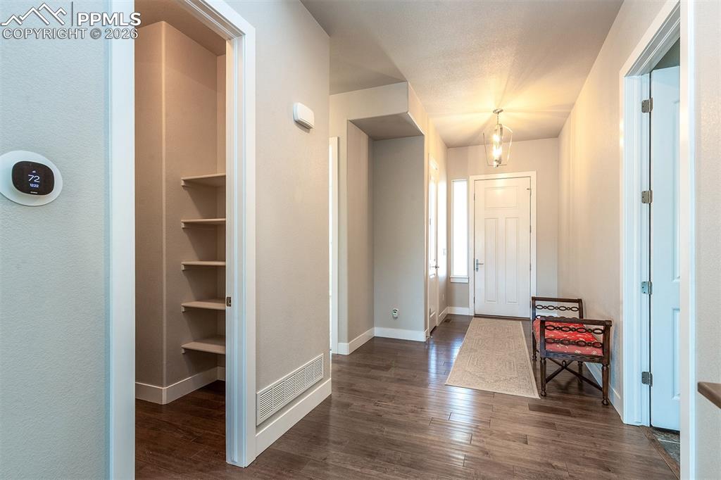 Image 8 of 46: Entry