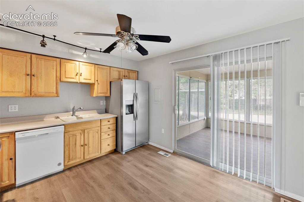 Image 11 of 50: Living Room