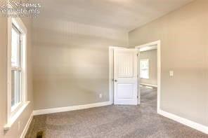 Image 16 of 30: Fabulous kitchen, granite and tile