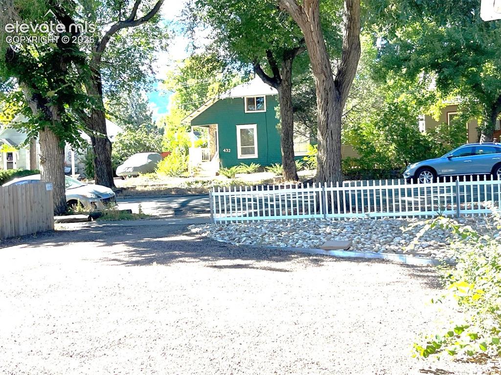 Image 5 of 30: View of the home from the grassy area