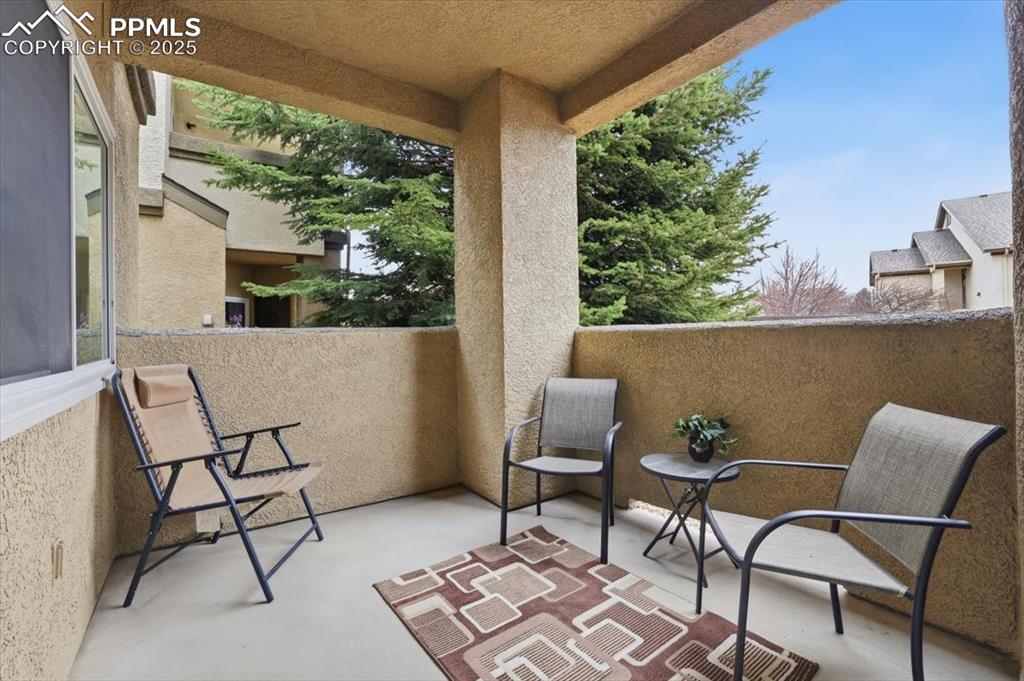 Image 19 of 28: Balcony