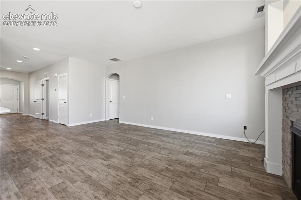Image 11 of 29: Living Room
